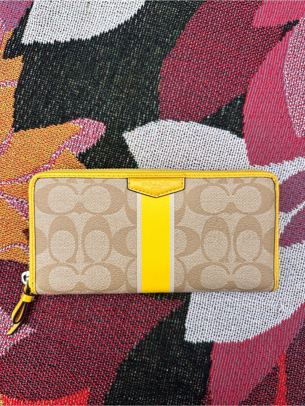Coach Signature Stripe Zip Wallet